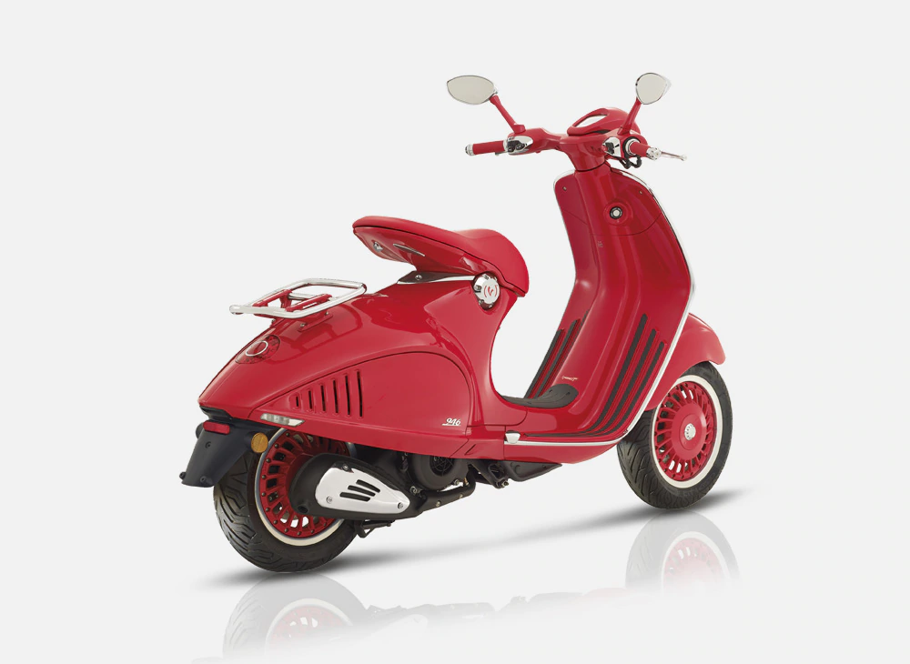 Vespa 946(RED)